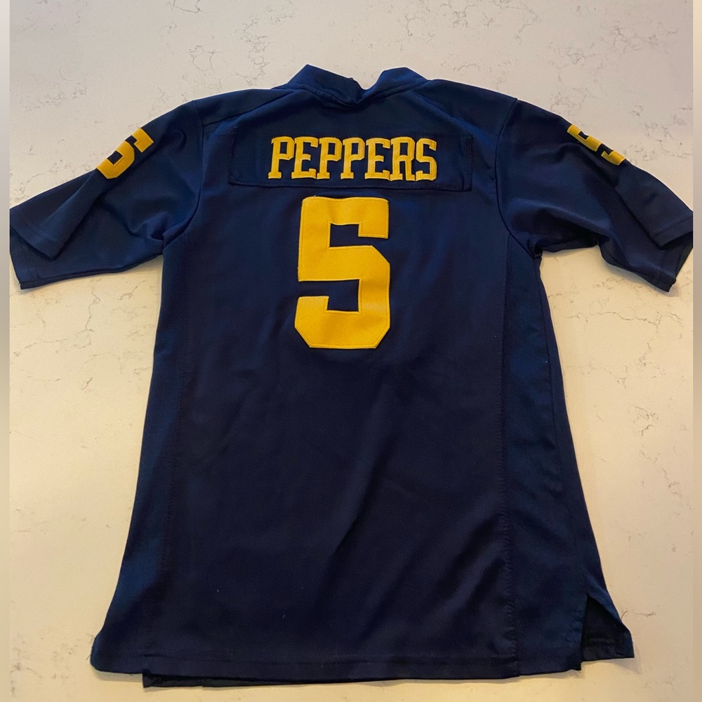 Youth Medium 🏈
Michigan Wolverines Jabrill Peppers #5 College Football Jersey